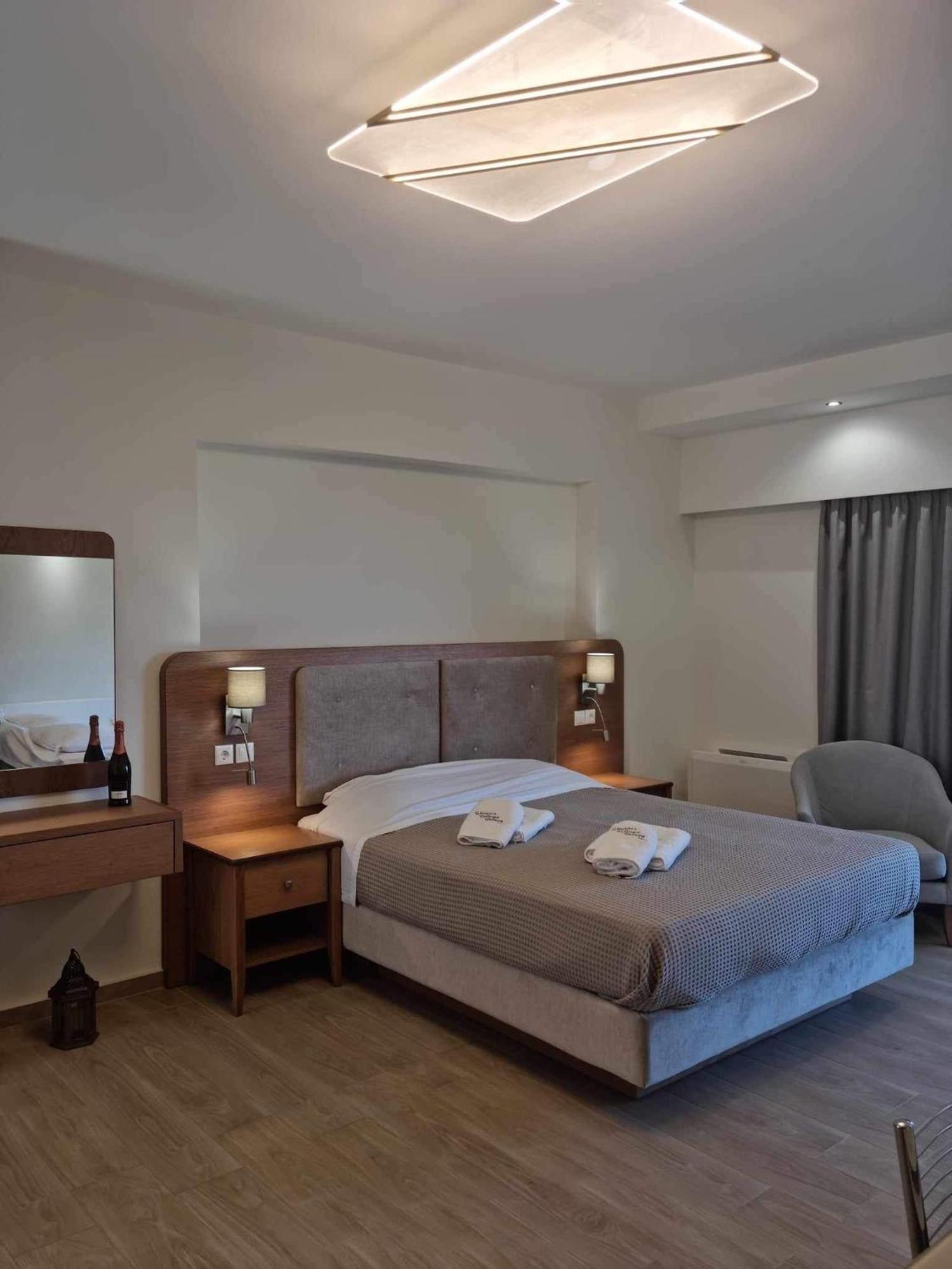 Giannis Village Resort แอสตาโกส ภายนอก รูปภาพ