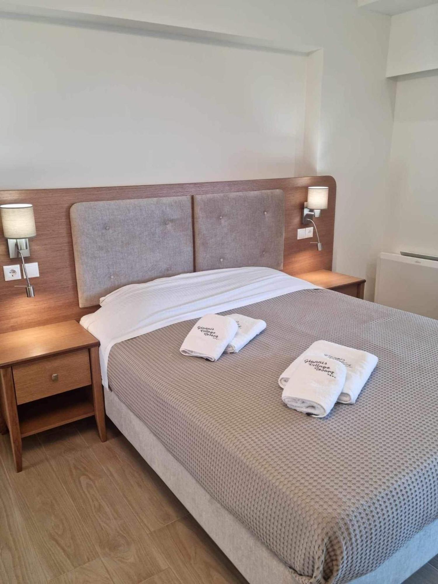 Giannis Village Resort แอสตาโกส ภายนอก รูปภาพ